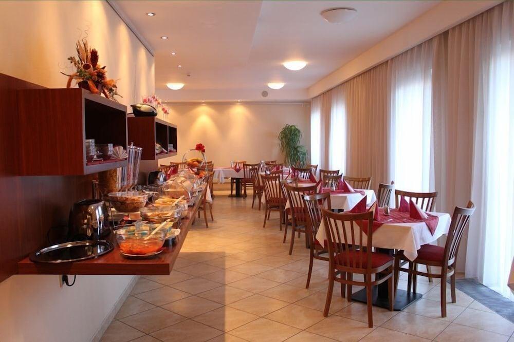 Hotel Popelka Prag Restaurant billede